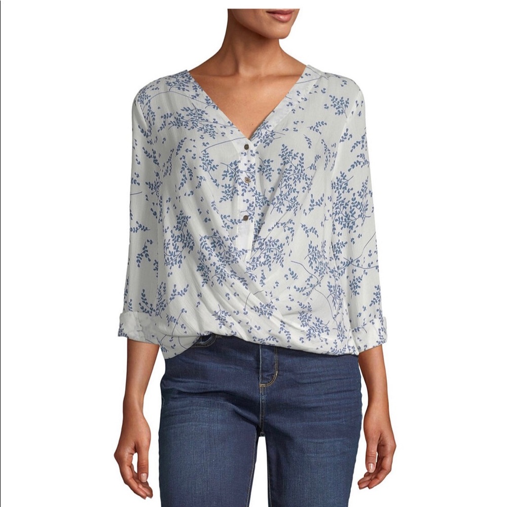 Long sleeve plus size blouse